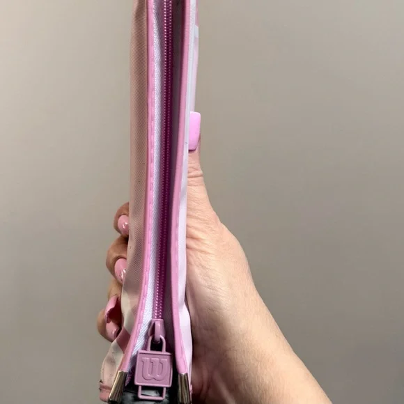 Wilson Hope Tennis Racket & Cover - Picture 4 of 8